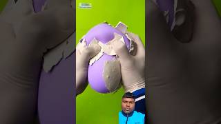 Amazing balloon squeeze with hand #satisfying #satisfyingsqueezing #oddlysatisfying #squeeze