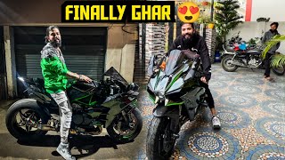 Finally Apni New Superbike Kawasaki Ninja H2 Ki Delivery Ke Liye Ghar Pahuch Gaye 😍