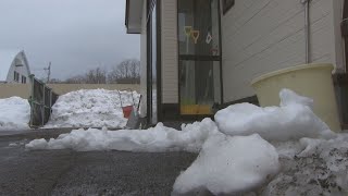 「危ないと言ったが遅かった」　雪下ろし中の事故　屋根からの氷で…８８歳男性死亡【HTB北海道ニュース】