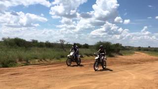 BMW G450X vs Yamaha YZ250