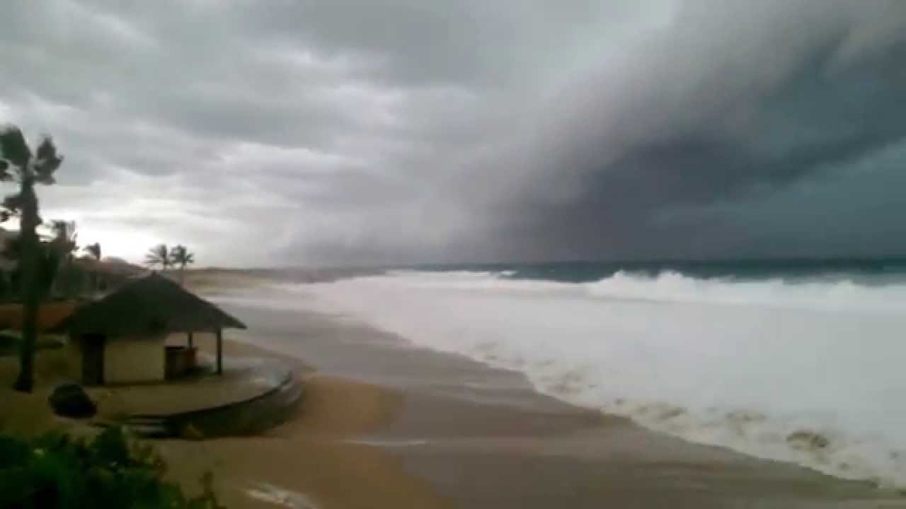 Hurricane Odile Crazy Storm Cabo San Lucas Waves Wind - YouTube