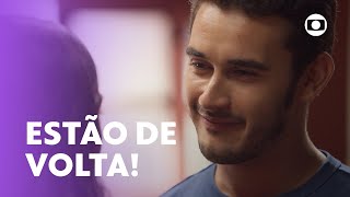 Giovanni e Ísis reatam o namoro! | Elas Por Elas | TV Globo