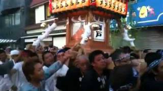 それそ～れ！森戸神社の神輿