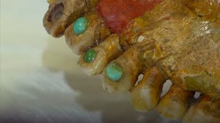 Ancient Mexican tooth jewellery