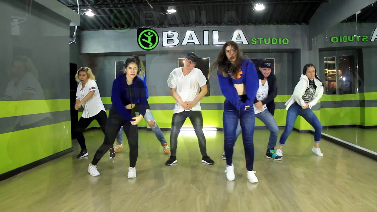 Coreografía - Hip Hop - B Crew - Baila Studio - YouTube