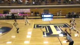 Anthony Ramirez two handed dunk against Sabino