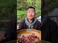 【asmr mukbang】贵州特色美食，龙虾炒田螺，辣到过瘾，馋哭了【苗族小宇】