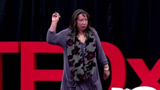 Community, Connection and the Art of Storytelling | Vanessa Thomas | TEDxEmeraldGlenPark
