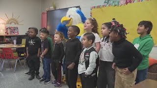 Kansas City students place friendly bet with Philadelphia school