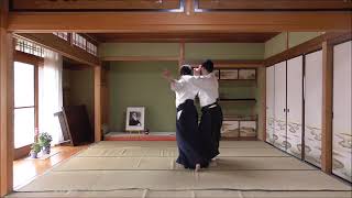 受けがしっかり半身になって肚で受ける 合気道入江道場 Aikido Iriedojo