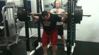 Francis Rousseau - Raw Squat 545 lbs + Green Bands