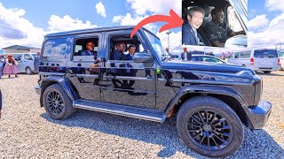 WATCH PRESIDENT RUTO DRIVING MARCEDES G WAGON AT NAIVASHA NEW CAR AUCTION.