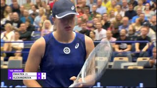 Iga Swiatek vs Ekaterina Alexandrova Live Tennis Coverage WTA 500 Ostrava