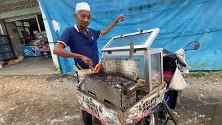 Lokcing Kelantan atau Sate ikan