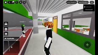 Aku memainkan 3 game sekaligus di Roblox