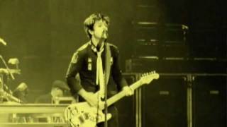 08 Green Day - Burnout (Live @ Awesome As F**k) in Full HD 1080p