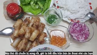 Making fried spring rolls served with rice noodle for the weekend| Ms Hai's kitchen episode 5