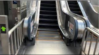 【東芝】1X エスカレーター 八王子駅北口ペデストリアンデッキ 1X escalator Hachiouji station Peddestrian deck Tokyo Japan