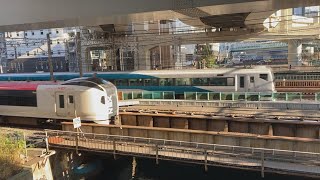 横浜駅の電車スポット、はまレールウォークに行ってみた | Hama Rail Walk where you can see the train at Yokohama station