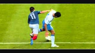 France cheats Bosnia Euro 2012 (Spahic vs Nasri while the referee stands 3 metres away)