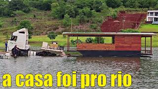 transportation from the floating house to the Iguaçu River