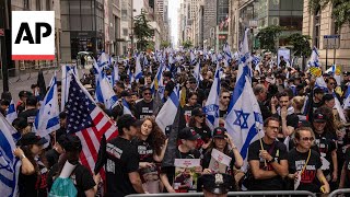 Thousands attend parade for Israel in NYC, call for release of hostages held in Gaza