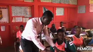 This is very serious. Unprepared teacher disgrace himself in class.