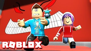 МНЕ СТРАШНО!! / Ужасная стена в Roblox / Эта стена раздавит ЛЮБОГО! Убегаем!