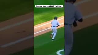 Anthony Volpe’s FIRST MLB Hit!!!