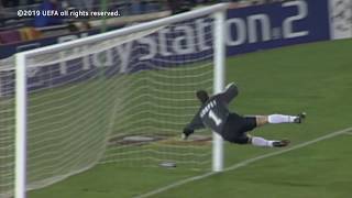 Grégory Coupet's extraordinary save!