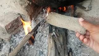 aag mein Kiya multani Mitti ko bhona|Asmr Multani Miti in fire crushing|Multani Mitti Crushing fire🔥