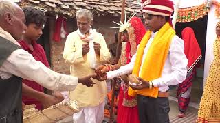 बुंदेलखंडी शादी में धान बुबाई कि रस्म अदायगी बहुत ही सुन्दर प्रस्तुति indian wedding dhan bubai rasm