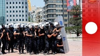 Turkish riot police retake control of Taksim Square