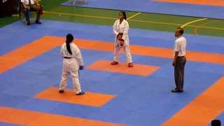 JUNIOR FEMALE KUMITE -59KG CLARESTA TAUFAN(BANTEN/aka) VS CEYCO HUTAGALUNG(DKI/ao)