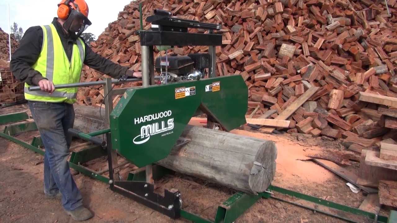 Portable Sawmill Hardwood Mills GT26 Saw Mill Milling A... | Doovi