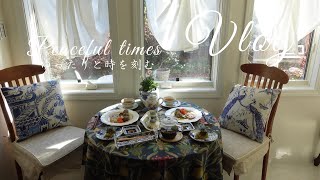 Lunch using a steamer to remove toxins from the body/A senior couple enjoying the table setting Vlog