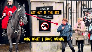 Shocking Moment: King's Guard Yells 'Out of the Box' – Tourists Can't Believe the Surprising News!