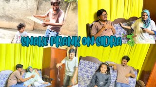 FAKE SNAKE PRANK ON SIDRA| Sidra's Hungama World #vlog #dailyvlog #dailyroutine #familyvlog #prank