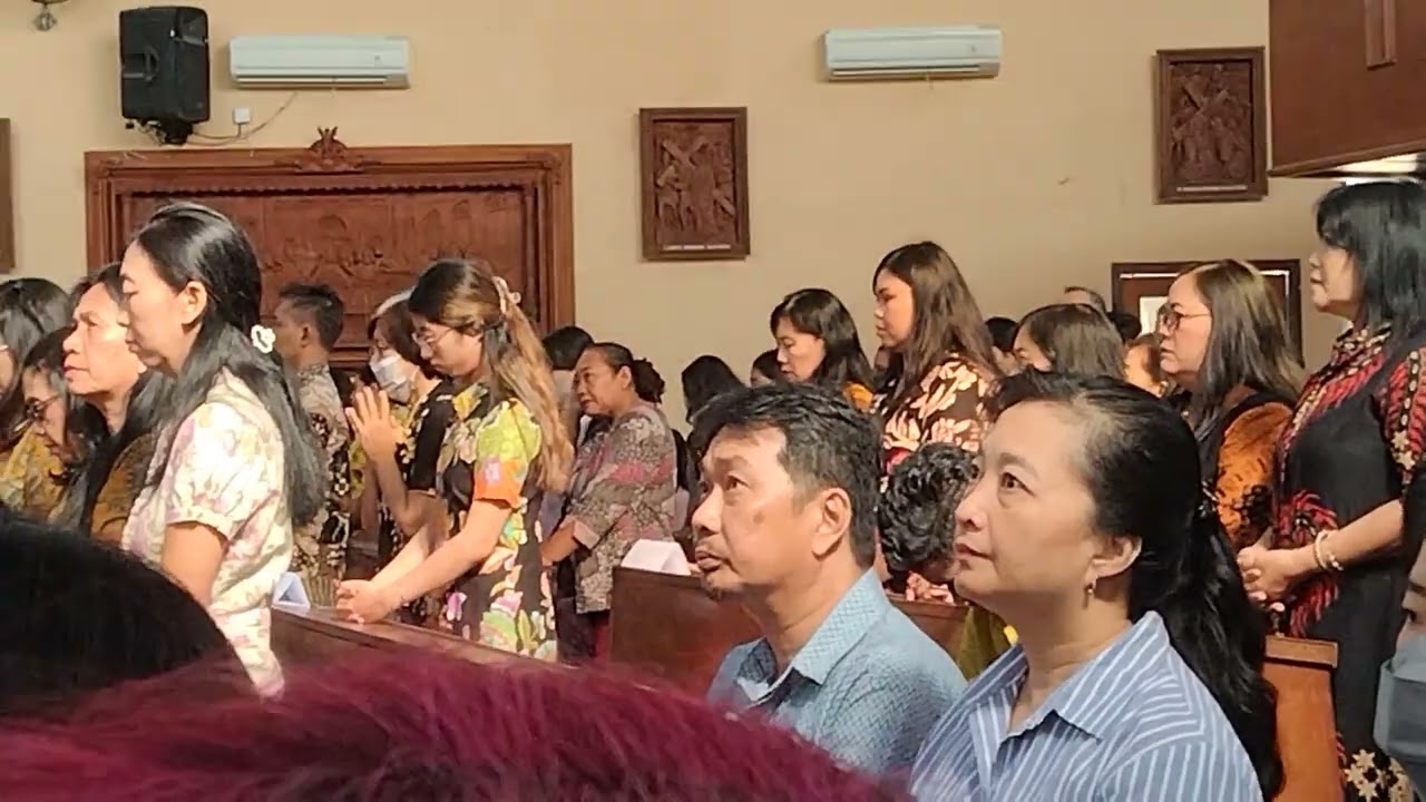 Prayer At The Church (BERIBADAH DI DALAM GEREJA) - YouTube