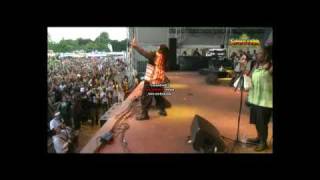 LUCIANO - Give Praise (Live Summerjam 2008)