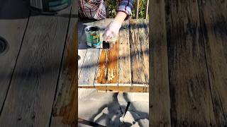 DIY Outdoor Pallet Wood Table Refinish #diy #palletfurniture #palletwood #restoration #woodworking