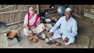 तात्याच्या जुन्या आठवणी ताज्या झाल्या ,माशांच्या चिंगळ्याचं कालवण  बनवलं | Small Fish Curry