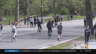 Warm Weather Brings Crowds To NYC Parks, Raising Concerns About Social Distancing