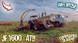 VALTRA BM 125I + FORRAGEIRA JF 1600 - AT ÁREA TOTAL CORTANDO SILAGEM NO CAMINHÃO (SILAGEM COMPRADA)