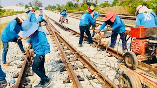 #งานอัดหินลงใต้หมอนคอนกรีต/โครงการรถไฟทางคู่สายใต้ ย่าน ช.หนองปลาดุก