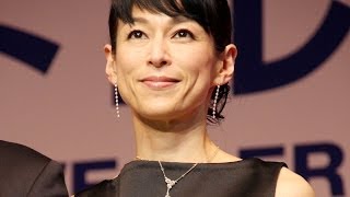 鈴木保奈美、40代部門で受賞　「第25回日本ジュエリーベストドレッサー賞」