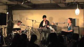 CITROBAL「東京メトロポリス」(ピアノトリオ) @mona records 20101116