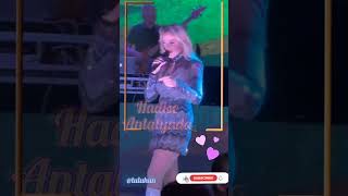 Baby İmdat Hadise Açık hava tiyatrosu Antalya da #hadise #imdat #hadisemurda #konser #antalya