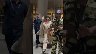 #kanganaranaut arrives at #mumbai #airport with #highsecurity #shorts