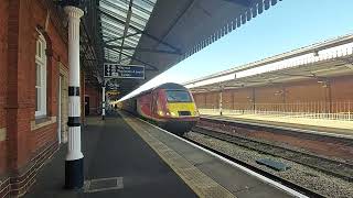 43299 and 43274 depart Salisbury on 1X23 20.10.22